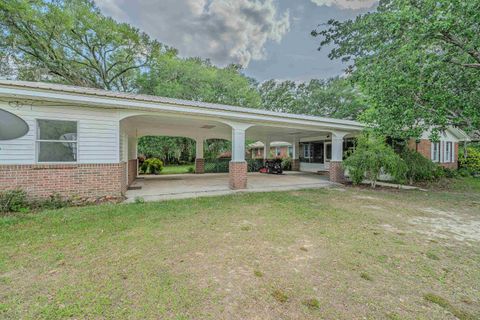 Tiny photo for 49 WILL WHITE Road, Quincy, FL 32351 (MLS # 399367)