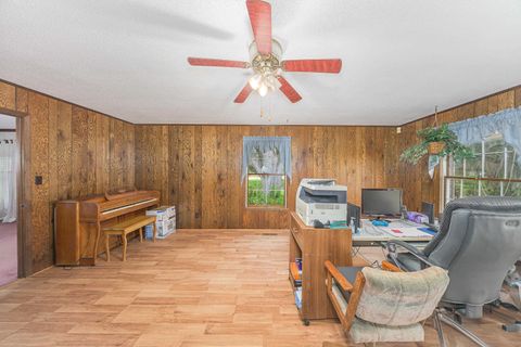 Tiny photo for 49 WILL WHITE Road, Quincy, FL 32351 (MLS # 399367)