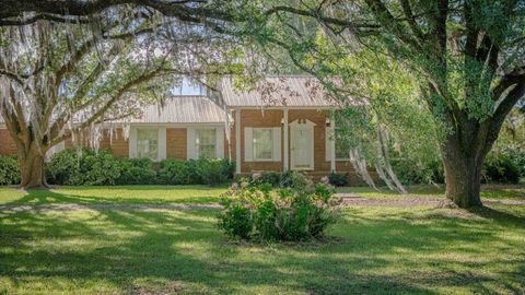 49 WILL WHITE Road Quincy FL 32351