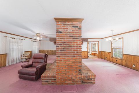 Tiny photo for 49 WILL WHITE Road, Quincy, FL 32351 (MLS # 399367)