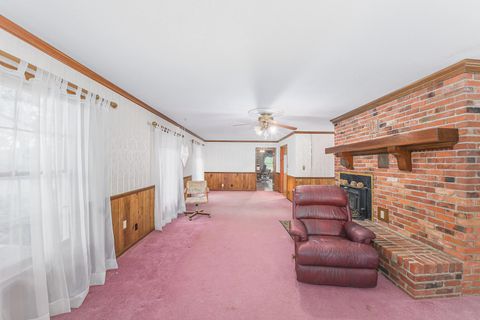 Tiny photo for 49 WILL WHITE Road, Quincy, FL 32351 (MLS # 399367)