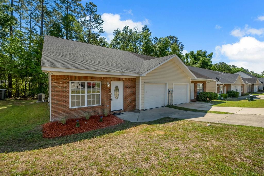 Photo of 1981 Nena Hills Drive, Tallahassee, FL 32304 (MLS # 398331)