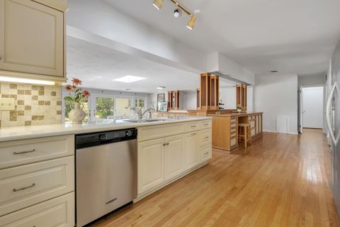 Tiny photo for 2007 Lee Avenue, Tallahassee, FL 32308 (MLS # 402412)