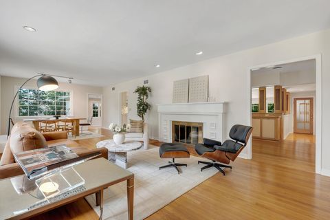 Tiny photo for 2007 Lee Avenue, Tallahassee, FL 32308 (MLS # 402412)