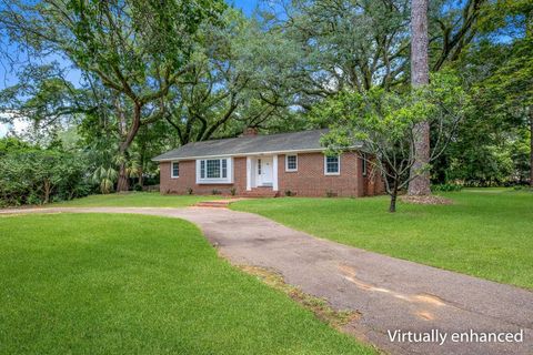 Tiny photo for 2007 Lee Avenue, Tallahassee, FL 32308 (MLS # 402412)