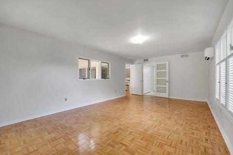 Tiny photo for 2007 Lee Avenue, Tallahassee, FL 32308 (MLS # 402412)