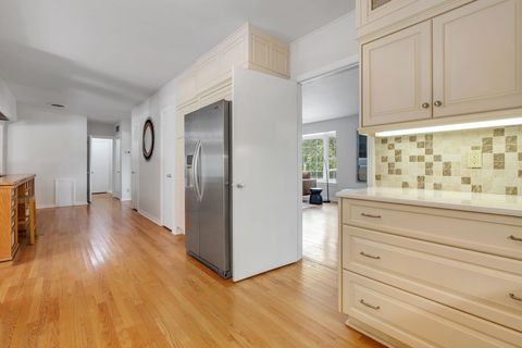Tiny photo for 2007 Lee Avenue, Tallahassee, FL 32308 (MLS # 402412)