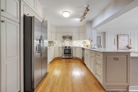 Tiny photo for 2007 Lee Avenue, Tallahassee, FL 32308 (MLS # 402412)