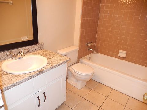 Tiny photo for 1811 Hartsfield Road #C, Tallahassee, FL 32303 (MLS # 397111)