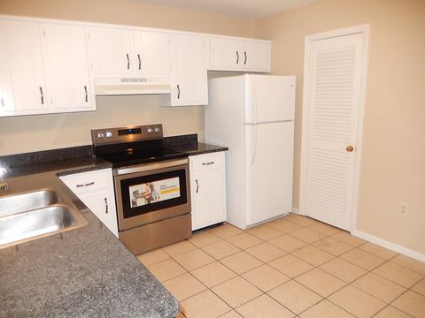 Tiny photo for 1811 Hartsfield Road #C, Tallahassee, FL 32303 (MLS # 397111)