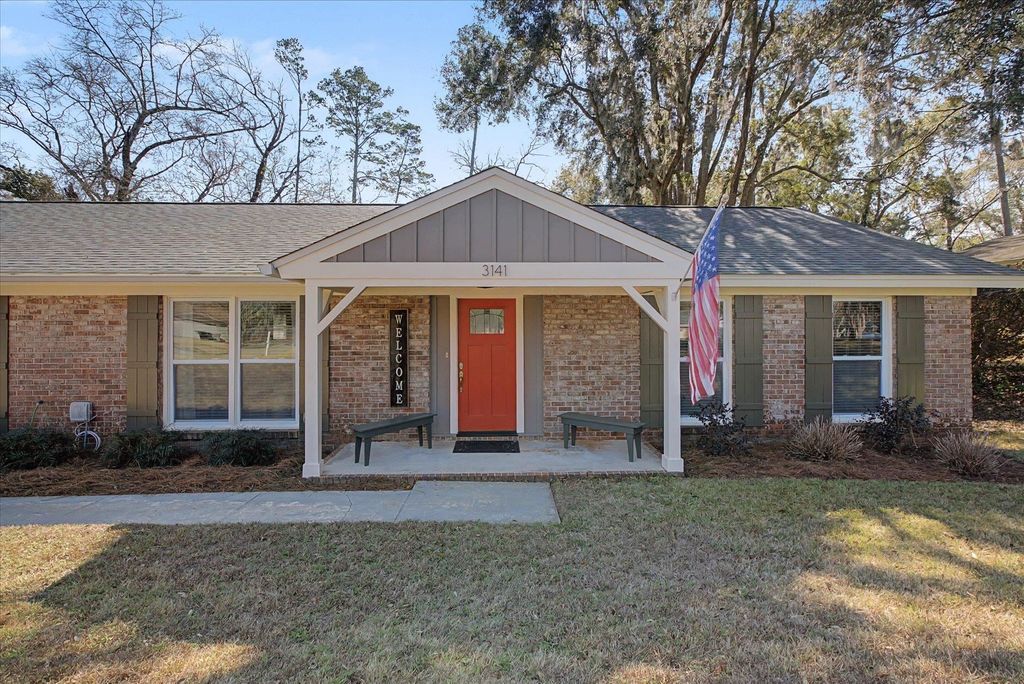 Photo of 3141 TIPPERARY Drive, Tallahassee, FL 32309 (MLS # 396630)