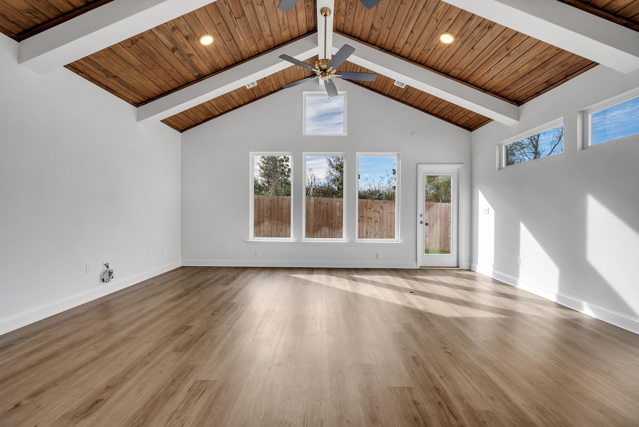 3707 MEADOW VISTA Lane