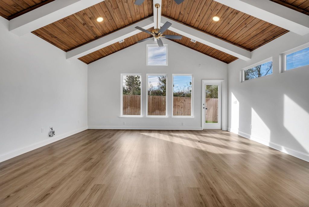 Photo of 3707 MEADOW VISTA Lane, Tallahassee, FL 32308 (MLS # 394565)