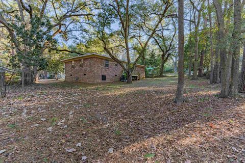 Tiny photo for 2400 HIDEAWAY Court, Tallahassee, FL 32303 (MLS # 394501)