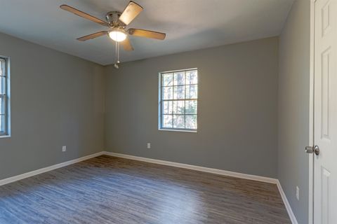 Tiny photo for 2400 HIDEAWAY Court, Tallahassee, FL 32303 (MLS # 394501)