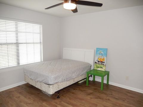 Tiny photo for 2469 Raymond Diehl Road, Tallahassee, FL 32309 (MLS # 400989)