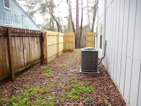 Tiny photo for 2469 Raymond Diehl Road, Tallahassee, FL 32309 (MLS # 400989)