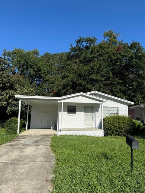 Photo of 1204 Clay Street, Tallahassee, FL 32304 (MLS # 402852)