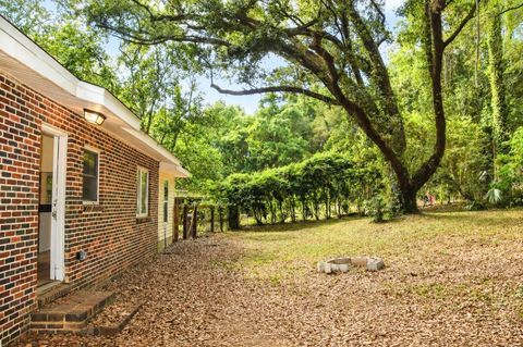 Tiny photo for 2202 Mission Road, Tallahassee, FL 32304 (MLS # 399649)
