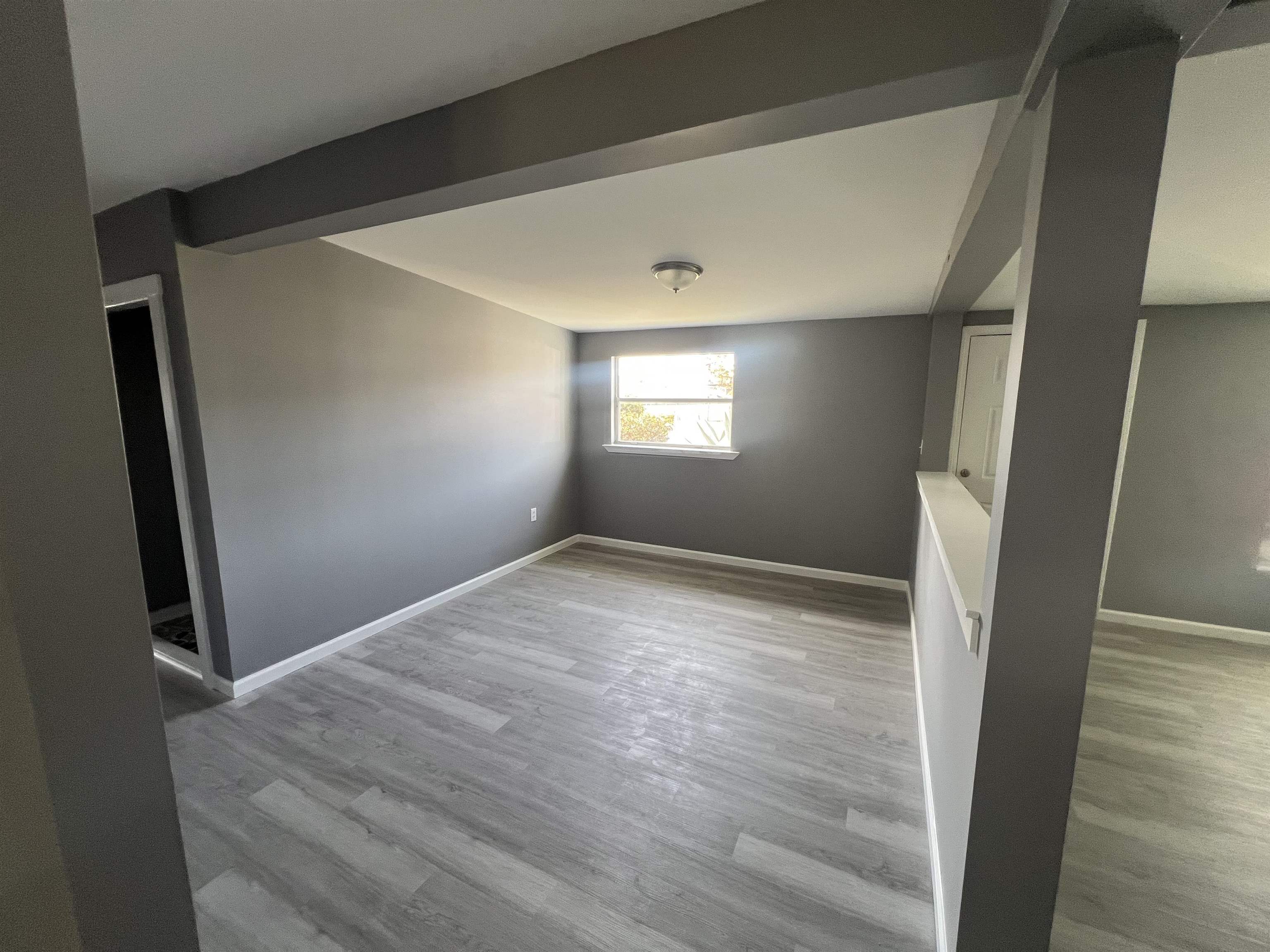 447 S Shelfer Street