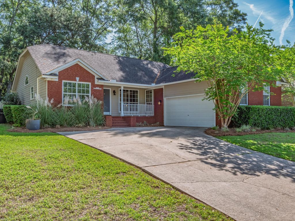 Photo of 5666 Countryside Drive, Tallahassee, FL 32317 (MLS # 398657)