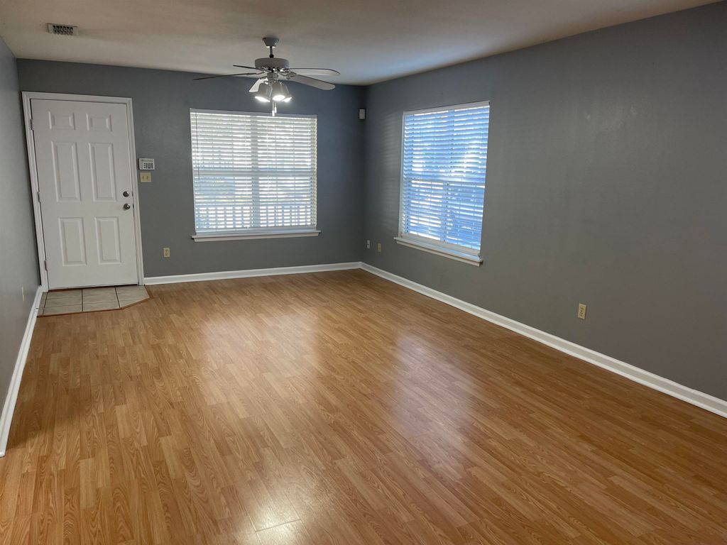Photo of 2719 W THARPE Street #18, Tallahassee, FL 32303 (MLS # 394321)