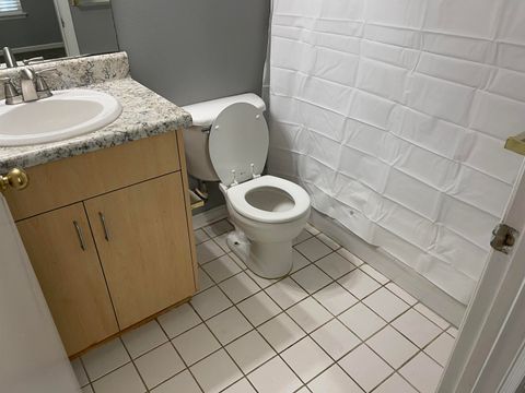 Tiny photo for 2719 W THARPE Street #18, Tallahassee, FL 32303 (MLS # 394321)