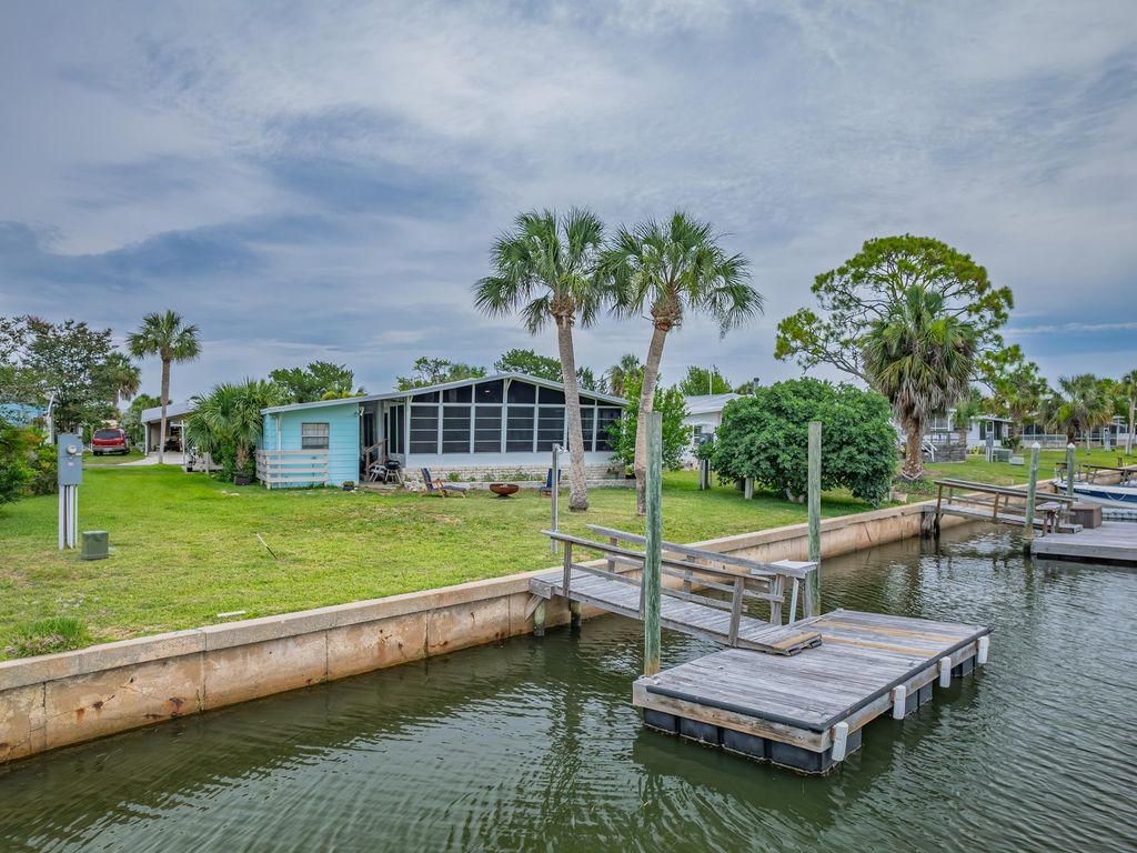 Photo of 33 Janet Drive, Crawfordville, FL 32327 (MLS # 401205)