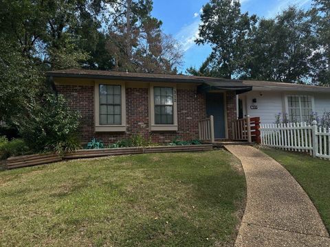Tiny photo for 312 Whetherbine Way East Way, Tallahassee, FL 32301 (MLS # 391691)