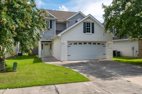 A home in TALLAHASSEE