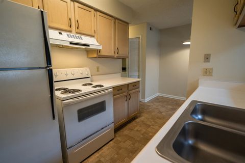 Tiny photo for 2333 Parrot Lane, Tallahassee, FL 32303 (MLS # 398596)