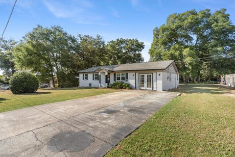 Tiny photo for 5500 DEBBIE Drive, Tallahassee, FL 32310 (MLS # 392198)