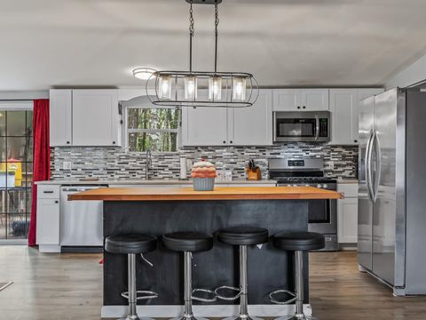 Tiny photo for 24525 Lanier Street, Tallahassee, FL 32310 (MLS # 396692)