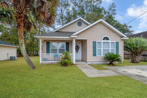 A home in Crawfordville