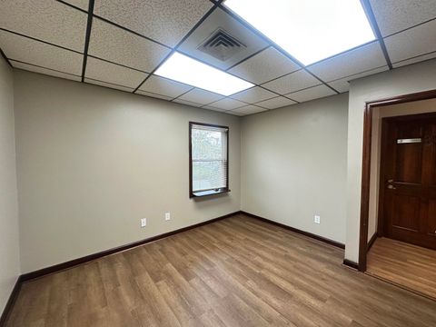 Tiny photo for 3370 NE Capital Circle Cir, Tallahassee, FL 32308 (MLS # 379957)