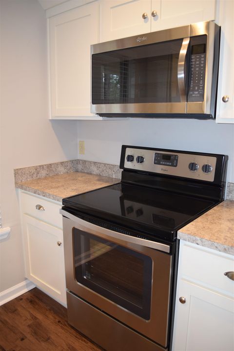 Tiny photo for 1700 Greenridge Trail, Tallahassee, FL 32312 (MLS # 395507)