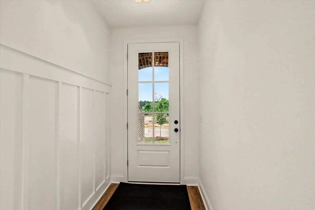 Photo of 402 Bienville Place, Tallahassee, FL 32317 (MLS # 399772)