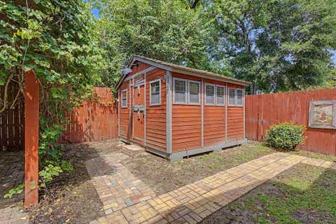 Tiny photo for 1112 Morningside Court, Tallahassee, FL 32301 (MLS # 401676)