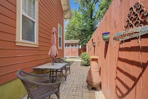 Tiny photo for 1112 Morningside Court, Tallahassee, FL 32301 (MLS # 401676)