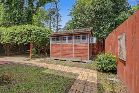 Tiny photo for 1112 Morningside Court, Tallahassee, FL 32301 (MLS # 401676)