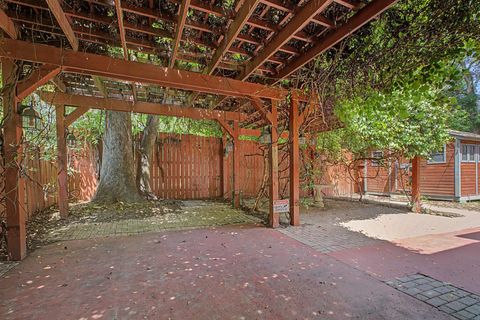 Tiny photo for 1112 Morningside Court, Tallahassee, FL 32301 (MLS # 401676)
