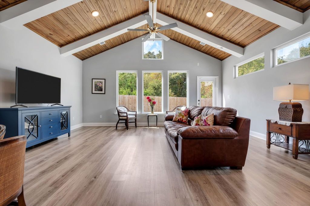 Photo of 3693 Meadow Vista Lane, Tallahassee, FL 32308 (MLS # 393672)