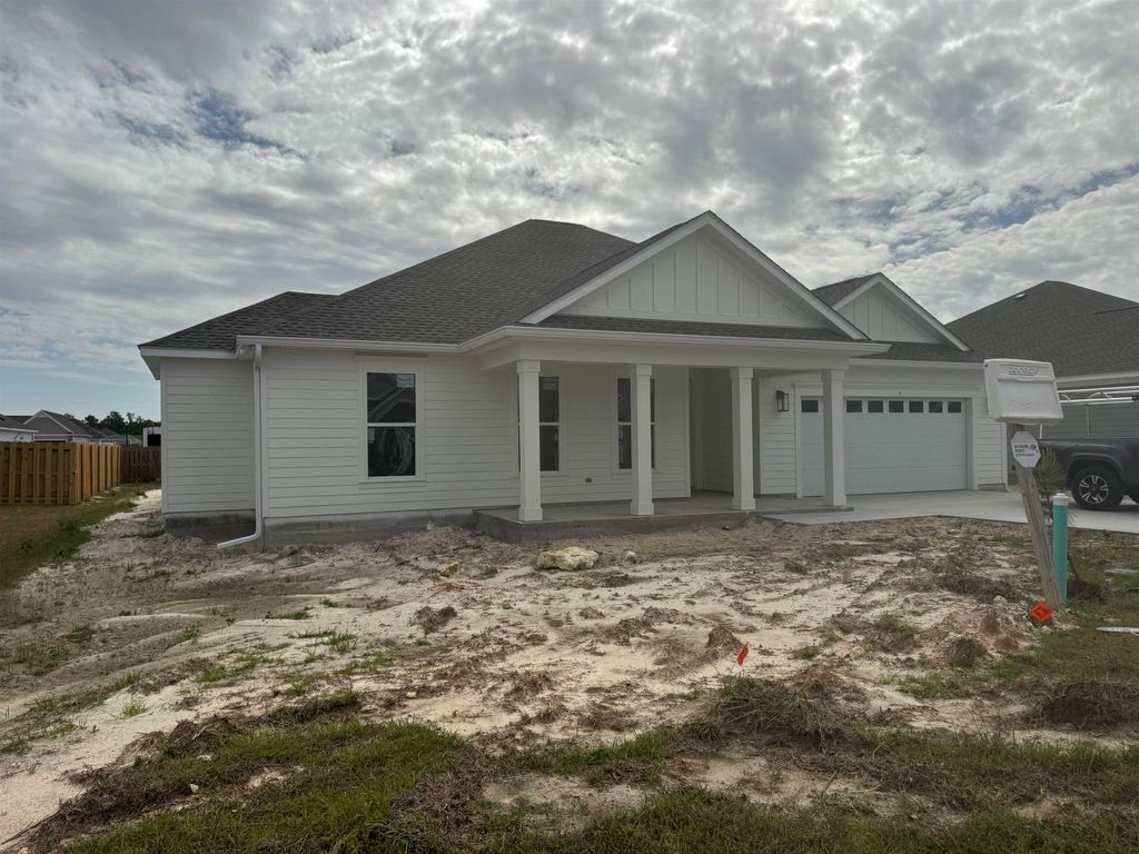 Photo of 17 Springdale Drive, Crawfordville, FL 32327 (MLS # 398769)