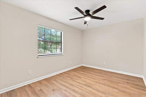 Tiny photo for 4411 Stratfordshire Court, Tallahassee, FL 32309 (MLS # 402838)