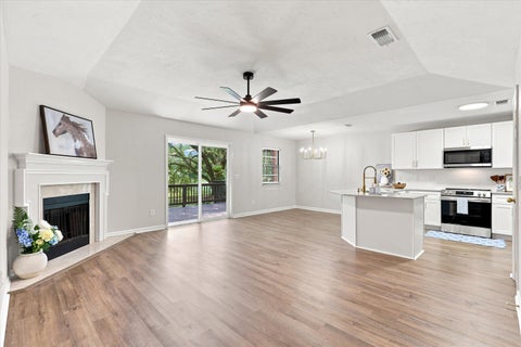 Tiny photo for 4411 Stratfordshire Court, Tallahassee, FL 32309 (MLS # 402838)
