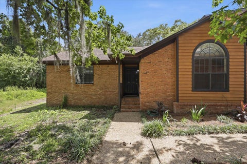 Tiny photo for 4411 Stratfordshire Court, Tallahassee, FL 32309 (MLS # 402838)