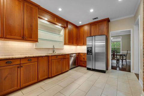 Tiny photo for 2313 HAVERHILL Road, Tallahassee, FL 32312 (MLS # 397862)