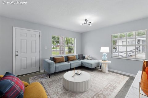 Tiny photo for 2034 Hillsborough Street, Tallahassee, FL 32310 (MLS # 387633)