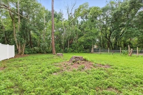 Tiny photo for 2034 Hillsborough Street, Tallahassee, FL 32310 (MLS # 387633)