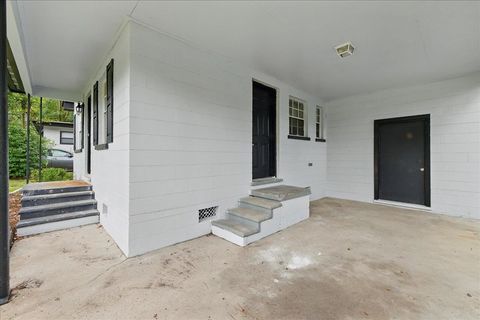 Tiny photo for 2034 Hillsborough Street, Tallahassee, FL 32310 (MLS # 387633)